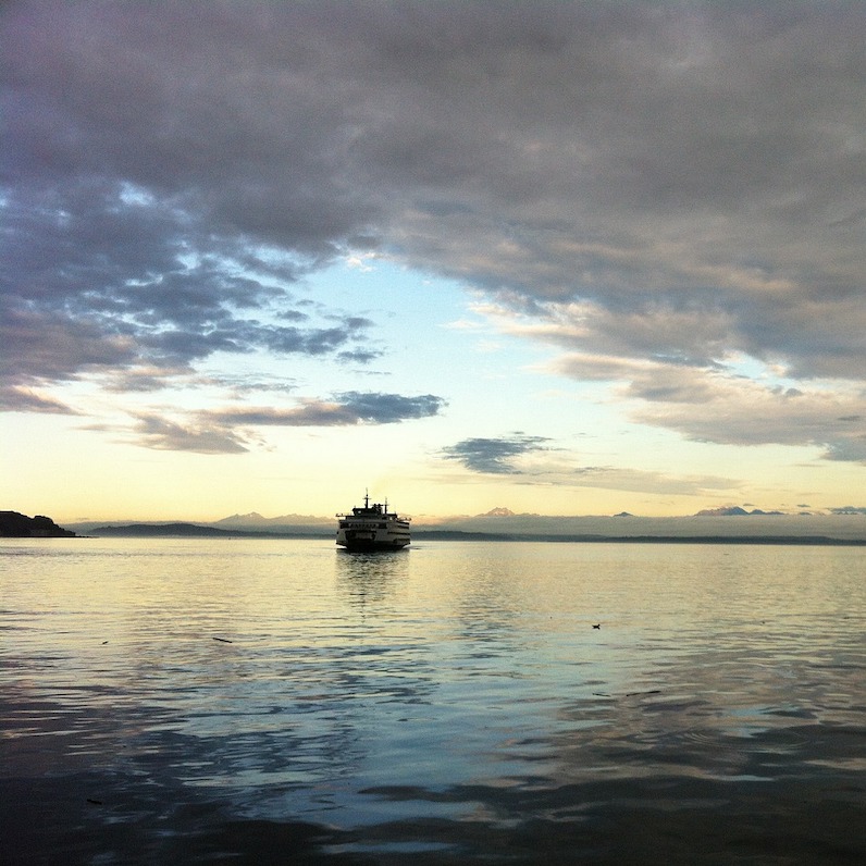 ferry puget sound clouds dierickx